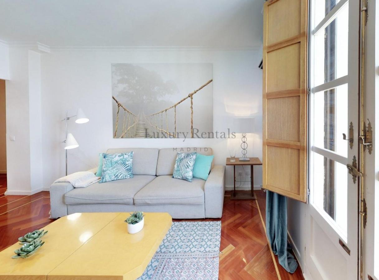 San Jeronimo I Appartement Madrid Buitenkant foto