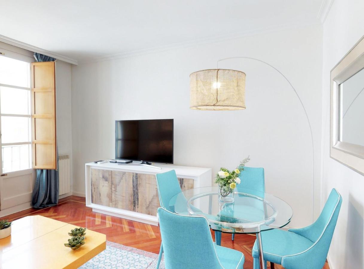 San Jeronimo I Appartement Madrid Kamer foto